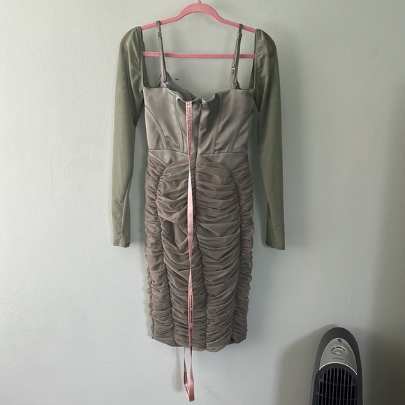 House of CB Freyja Satin Ruched Long Sleeve Body-Con Dress medium m green - Picture 9 of 11